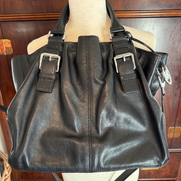 MICHAEL Michael Kors Handbags - Michael Kors Brookville Black Leather Tote Bag Dual Handles